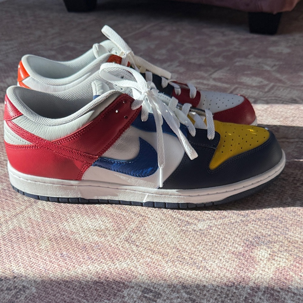 Japan What the dunks 
Size 13 Men’s 
Brand new no box
